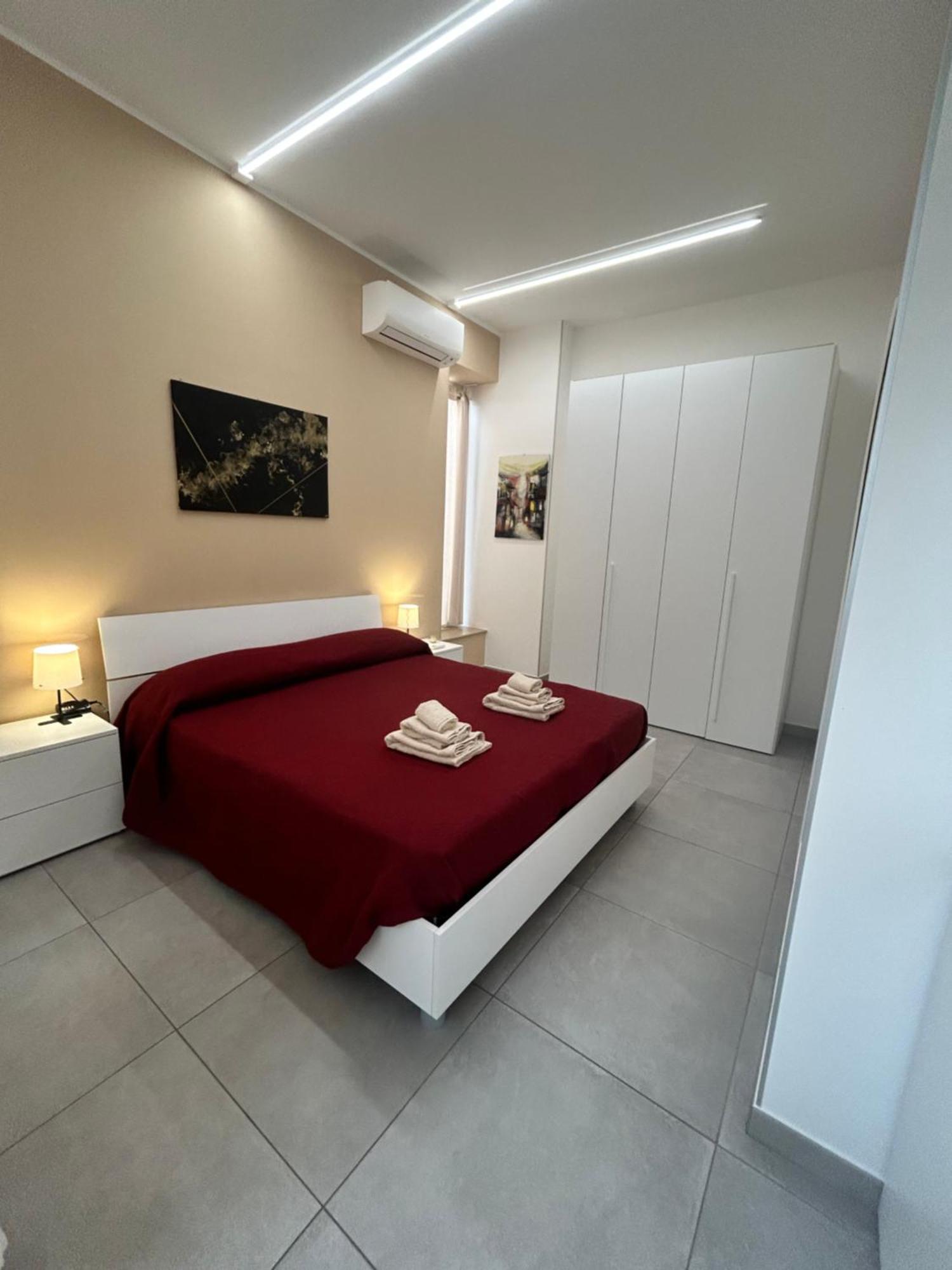 Il Nido Di Sarah Apartment Модика Екстериор снимка
