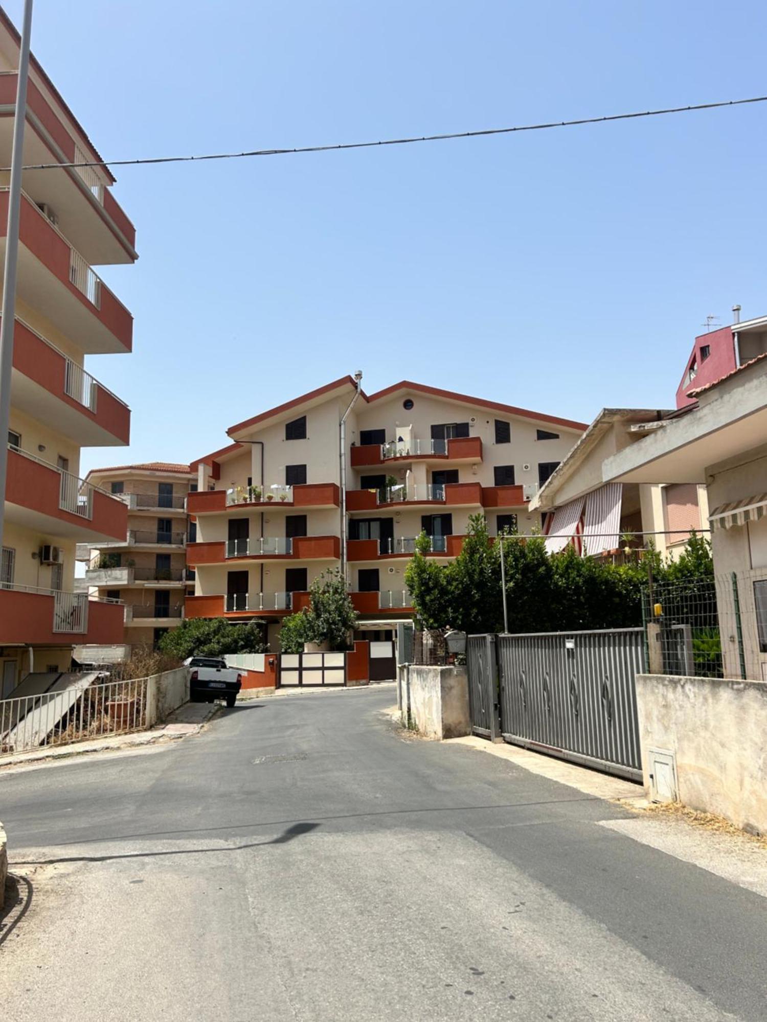 Il Nido Di Sarah Apartment Модика Екстериор снимка